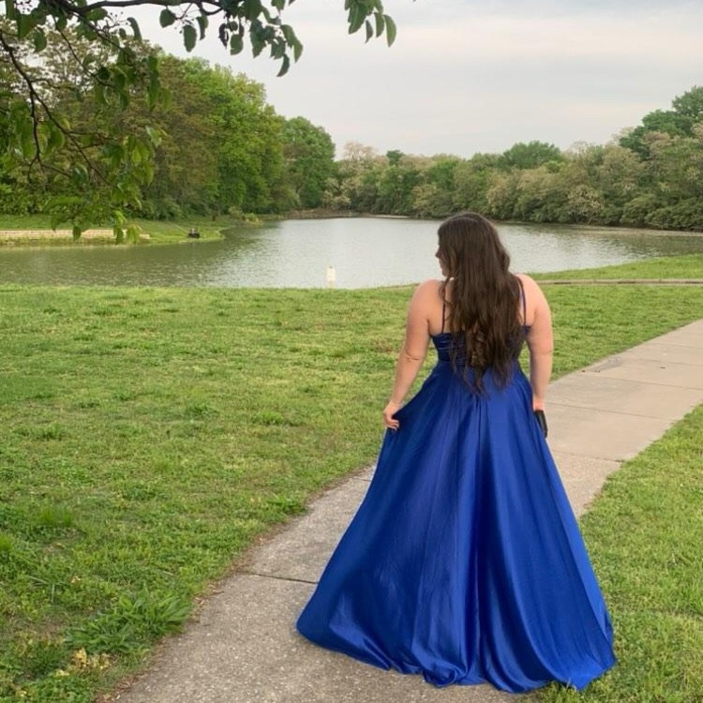 Royal Blue Gown/Prom Dress with a slit - Picture 3 of 3